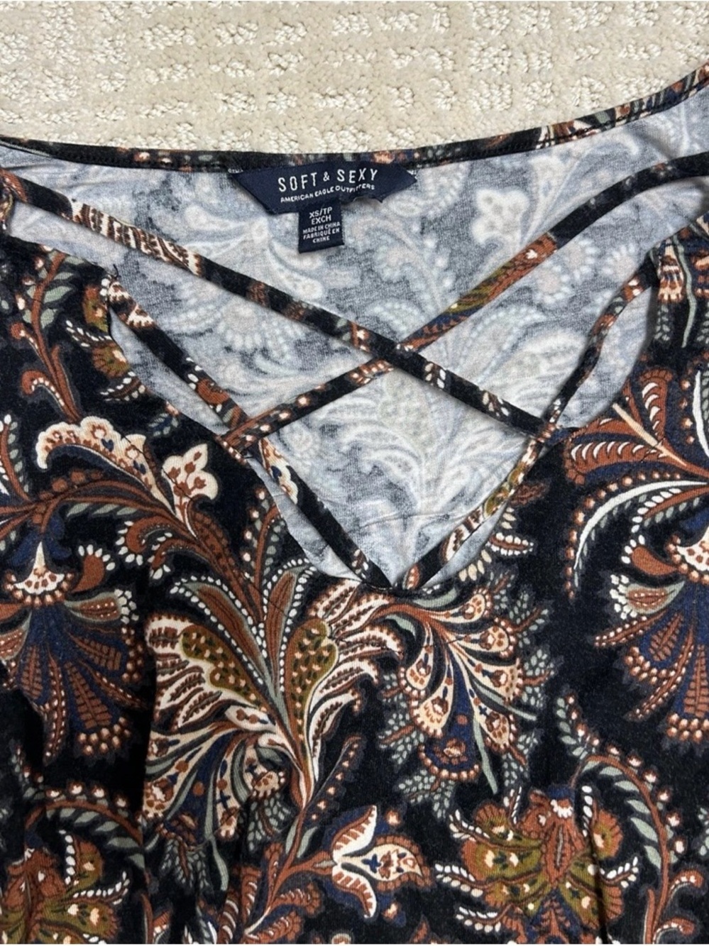 Women's American Eagle Soft And Sexy Black And Brown Long Sleeve Romper Size XS - Picture 3 of 4